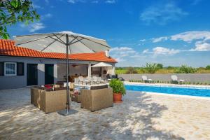 Fotografia z galérie ubytovania Family friendly house with a swimming pool Ercegovci, Zagora - 17595 v destinácii Vladović