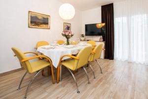 Fotografie z fotogalerie ubytování Family friendly house with a swimming pool Ercegovci, Zagora - 17595 v destinaci Vladović
