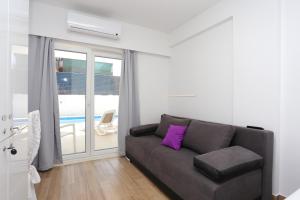 Fotografia z galérie ubytovania Quadruple Room Kastel Stafilic 17710c v destinácii Kaštela