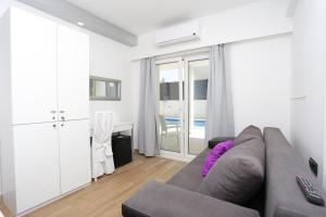 Fotografia z galérie ubytovania Quadruple Room Kastel Stafilic 17710c v destinácii Kaštela