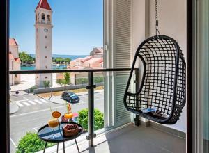 Fotografia z galérie ubytovania Apartments with a parking space Omis - 17677 v Omise