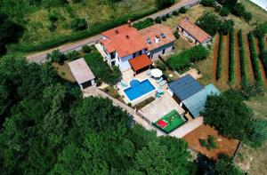 Άποψη από ψηλά του Family friendly house with a swimming pool Marici, Labin - 17820