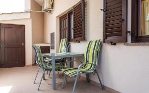 Φωτογραφία από το άλμπουμ του Apartment Punat 17857b σε Punat