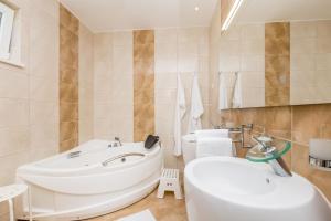 Kúpeľňa v ubytovaní Luxury villa with a swimming pool Icici, Opatija - 17956
