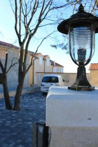 Fotografie z fotogalerie ubytování Apartments with a parking space Donji Humac, Brac - 18119 v destinaci Nerežišće