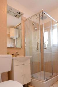 Fotografie z fotogalerie ubytování Family friendly apartments with a swimming pool Kozino, Zadar - 18128 v destinaci Kožino