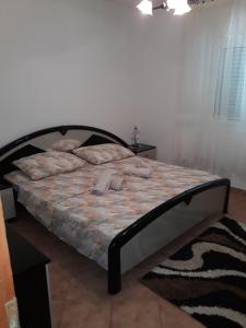 Fotografie z fotogalerie ubytování Apartments with a parking space Tribanj, Paklenica - 18136 v destinaci Starigrad-Paklenica