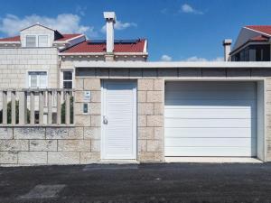 Fotografie z fotogalerie ubytování Apartments and rooms with parking space Dubrovnik - 18161 v Dubrovníku