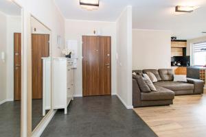Kuchyňa alebo kuchynka v ubytovaní Carmel Rentyear Apartments