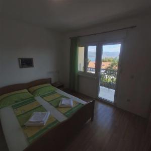 Fotografia z galérie ubytovania Apartments by the sea Slatine, Ciovo - 18311 v Slatine