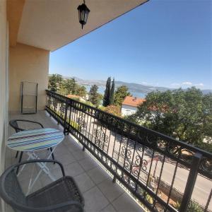 Fotografia z galérie ubytovania Apartments by the sea Slatine, Ciovo - 18311 v Slatine