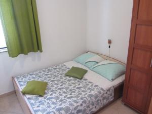 Posteľ alebo postele v izbe v ubytovaní Apartments with a parking space Pakostane, Biograd - 18373
