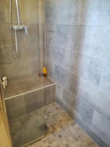 Kúpeľňa v ubytovaní Appartement Climatisé Vue Mer Route des Sanguinaires