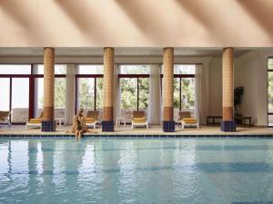 Bazén v ubytování Grand Mercure Petra nebo v jeho okolí