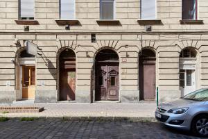 Budova, v ktorej sa apartmán nachádza