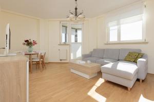Posedenie v ubytovaní Belgradzka Apartment Warsaw by Noclegi Renters