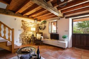A seating area at Casa Rural Soleada para una Escapada Tranquila