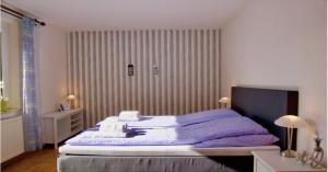 Postel nebo postele na pokoji v ubytování Yildirim Touristik Wohnung L&L 10