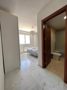 A bathroom at Preciosa vivienda con gran terraza, parking gratis