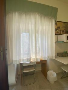 Fotografia z galérie ubytovania "The Gole of Alcantara Living in the Dream's Room" v destinácii Graniti