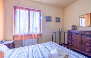 Posteľ alebo postele v izbe v ubytovaní 3 Bedroom Beautiful Home In Marliana
