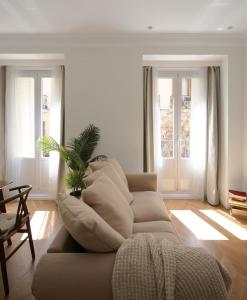 Fotografie z fotogalerie ubytování DELUXE APARTMENT NEAR GRAN VIA v destinaci Madrid