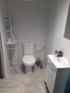 Ένα μπάνιο στο Studio à Theuville-Baigneaux +10 φωτογραφίες
