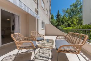 Balkón alebo terasa v ubytovaní Apartments by the sea Makarska - 19134