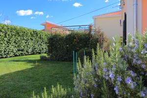 Fotografia z galérie ubytovania Family friendly house with a parking space Trogir - 19247 v Trogiri + 13 fotografií