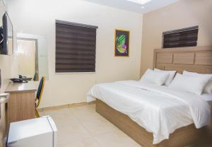 Katil atau katil-katil dalam bilik di MITOS LUXURY SUITES (BODE THOMAS)