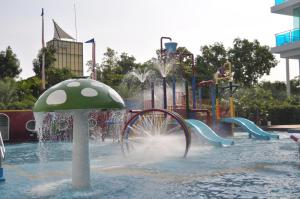 Bazén v ubytování My Resort Hua Hin D605 By Chutha nebo v jeho okolí