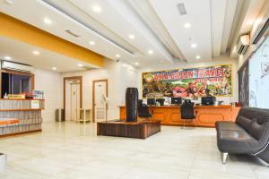 Hall ou réception de l'établissement Super OYO 90602 Hotel Hsiang Garden