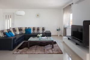 Posedenie v ubytovaní Apartments by the sea Vir - 19419