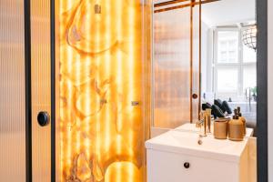 Kúpeľňa v ubytovaní Crystal Lodge - LoftAffair Collection + 37 fotografií