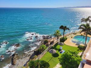 Fotografia z galérie ubytovania PINTA BEACH HOUSE Dúplex con vistas panorámicas v destinácii Málaga