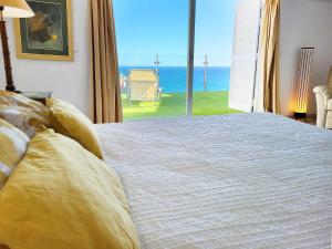 Fotografia z galérie ubytovania PINTA BEACH HOUSE Dúplex con vistas panorámicas v destinácii Málaga