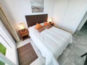Fotografia z galérie ubytovania PINTA BEACH HOUSE Dúplex con vistas panorámicas v destinácii Málaga