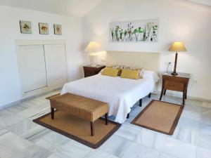 Fotografia z galérie ubytovania PINTA BEACH HOUSE Dúplex con vistas panorámicas v destinácii Málaga