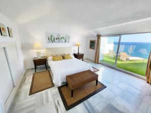 Fotografia z galérie ubytovania PINTA BEACH HOUSE Dúplex con vistas panorámicas v destinácii Málaga