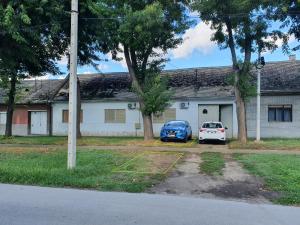 O edifício onde a casa de hóspedes está situado