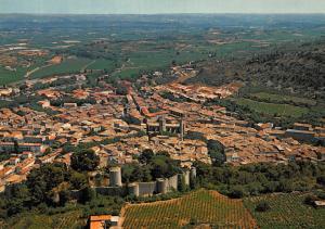 Výhľad na mesto Clermont-lʼHérault alebo výhľad na mesto priamo z apartmánu