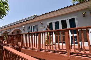 Gallery image of Aguadilla VILLA BONITA, SLEEPS 35 in Aguadilla