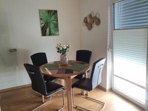 Fotografie z fotogalerie ubytování Ferienwohnung „Anhaide“ v destinaci Wörth am Rhein