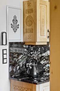 Kuchyňa alebo kuchynka v ubytovaní Apartament Sikorówka 1