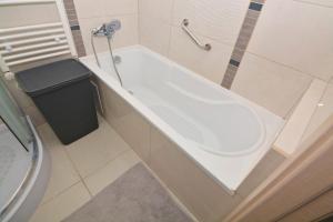 Koupelna v ubytování Kinder Apartman