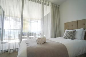 Letto o letti in una camera di Oracle Broadbeach - Amazing Ocean Views!