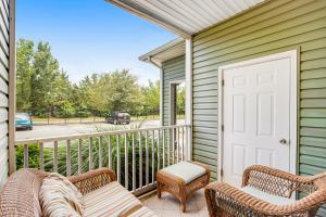 Balkón nebo terasa v ubytování Sandpiper Village --- 35552 E Atlantic Cir #101