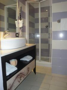 Koupelna v ubytování Hotel Due Mondi + 37 fotografií