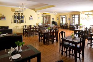 Restaurace v ubytování Singrauli Palace Heritage Hotel