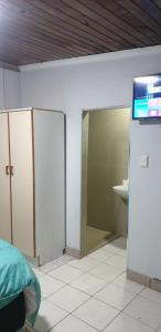 Ένα μπάνιο στο PEACE LODGE